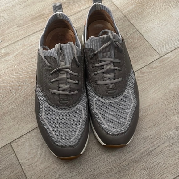 Men’s shoes Johnson and Murphy size 10.4 - Picture 1 of 2